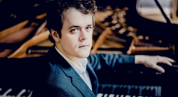 Benjamin Grosvenor, piano