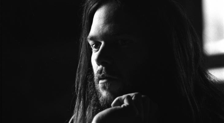 Neil Young: Harvest Time