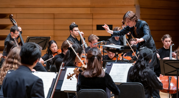  Royal Conservatory Orchestra with conductor Tania Miller: Isabella Perron, violin