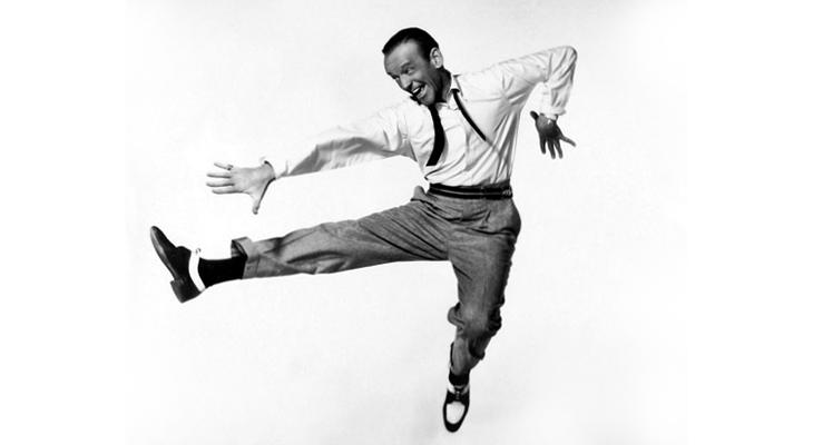Gene Kelly dancing