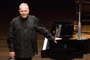 Stephen Kovacevich, piano 