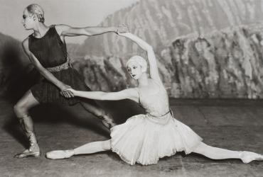 Two Ballet Russes dancers