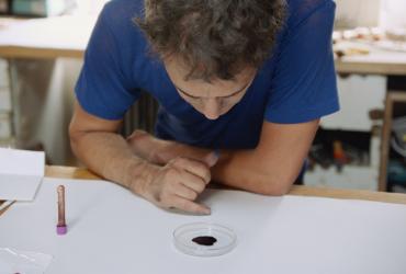 Relaxed Screening: The Colour of Ink