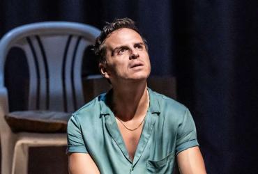 Andrew Scott onstage as Vanya.