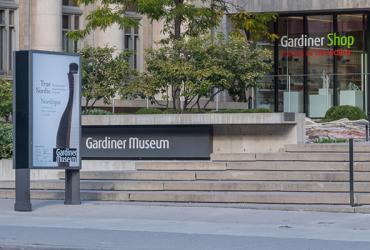 front of gardiner museum